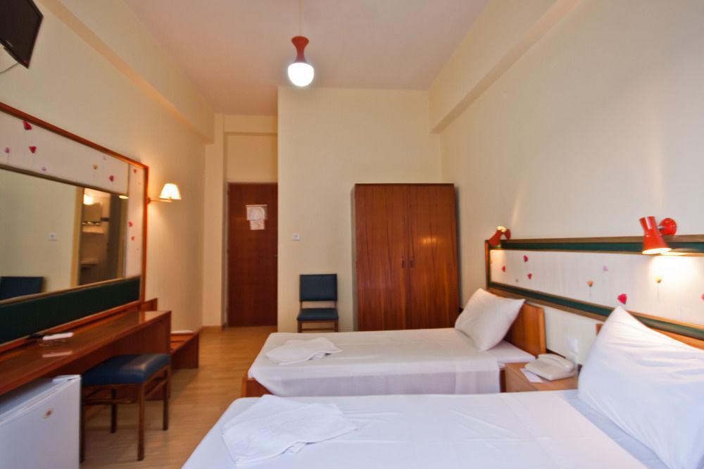 Lucia Hotel Ханя Екстериор снимка